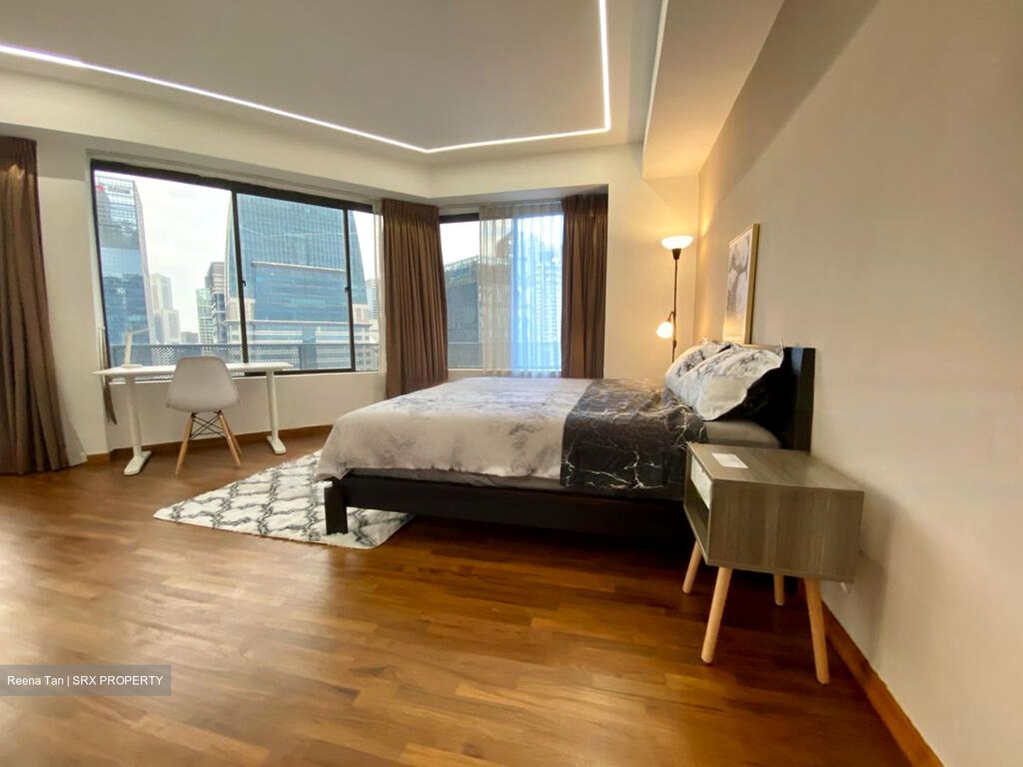 International Plaza (D2), Apartment #587747541